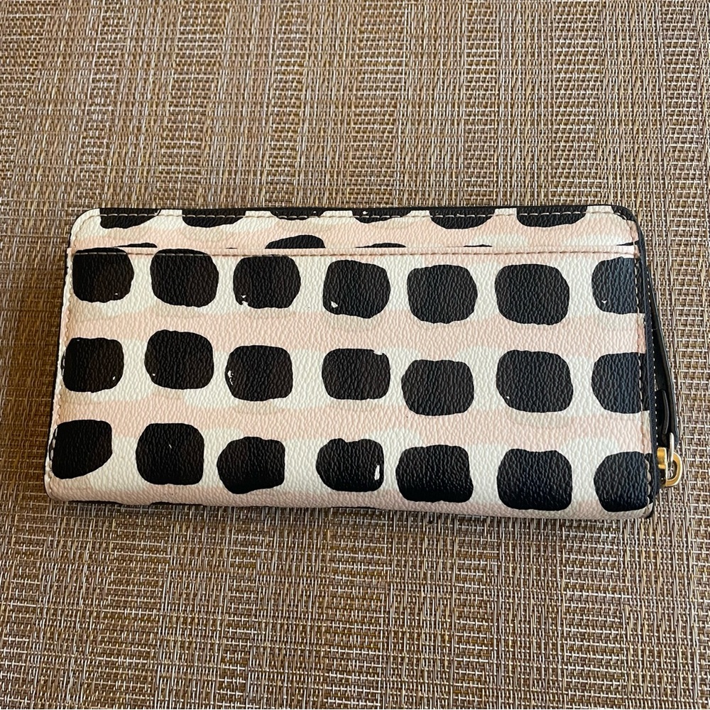 kate spade Black & White Zip Wallet - Picture 2 of 6
